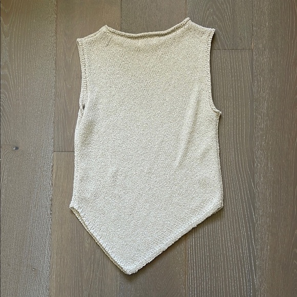 DISSH Cream Sleeveless Top and Skirt Set - Picture 5 of 7